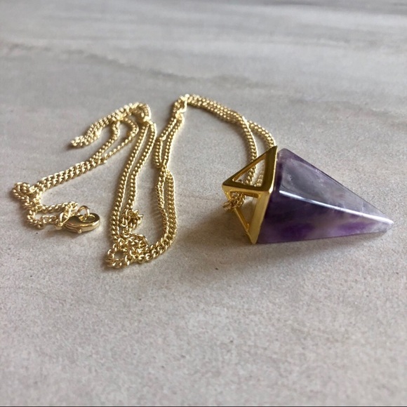 Estrella & Luna Jewelry - Last 1! 🌟Amethyst Crystal Pyramid Necklace